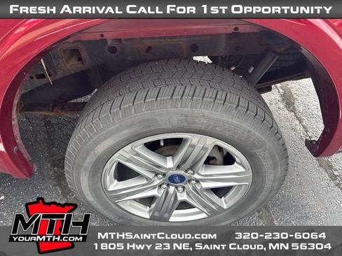 Used 2018 Ford F150 XLT w/ Equipment Group 302A Luxury AWD/4WD image 8
