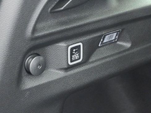 New 2025 Jeep Grand Cherokee L Limited w/ Black Appearance Package image 25