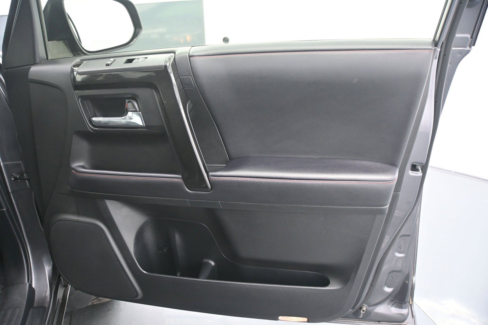 Used 2021 Toyota 4Runner TRD Off-Road Premium w/ Moonroof Package AWD/4WD image 12