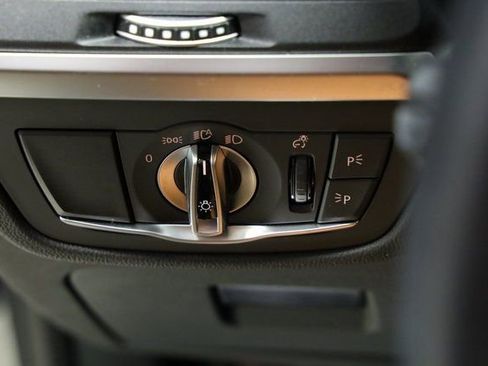 Used 2024 BMW X3 sDrive30i image 28