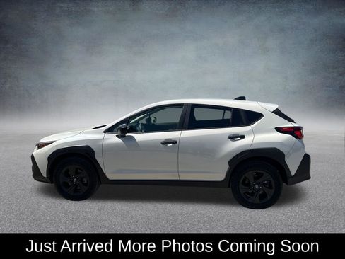 Used 2024 Subaru Crosstrek 2.0i AWD/4WD image 2