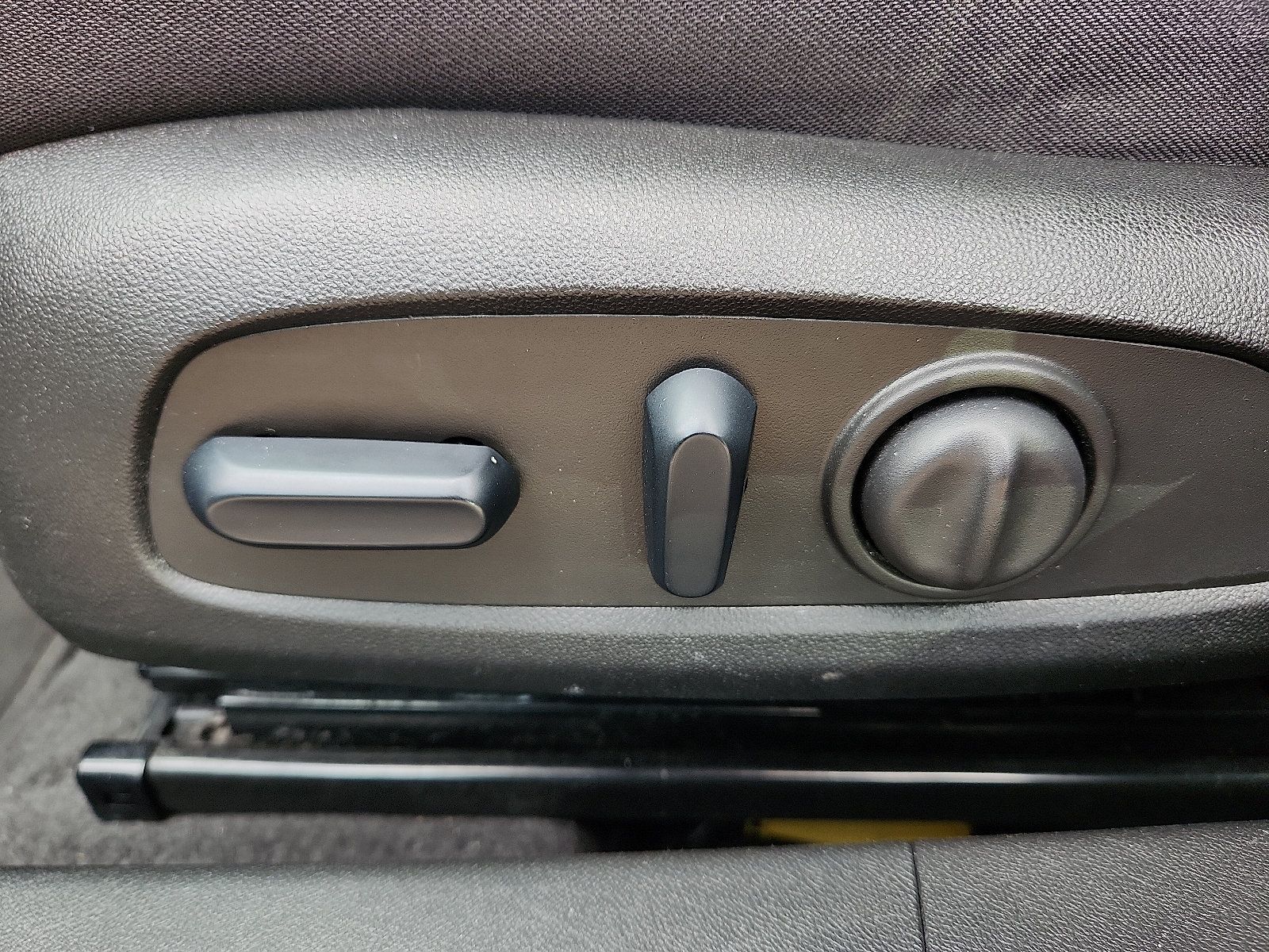 Used 2024 Chevrolet Malibu LT FWD image 16