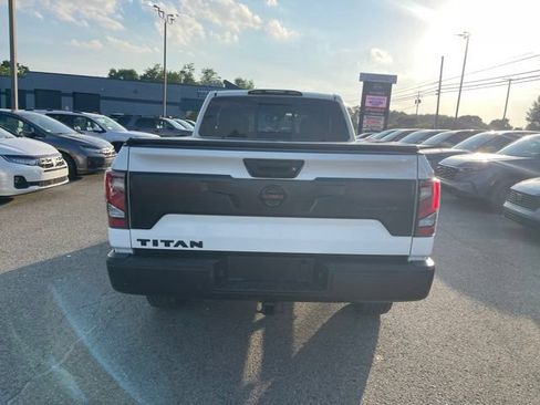 Used 2020 Nissan Titan PRO-4X AWD/4WD image 5