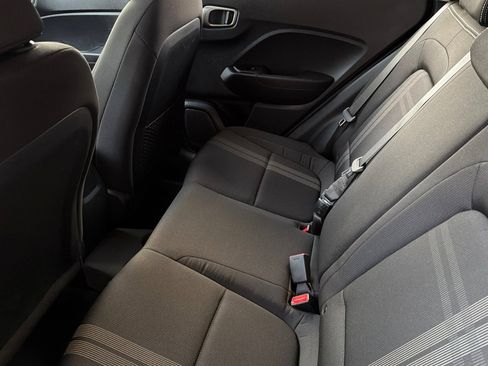 Certified 2023 Hyundai Venue SEL image 16