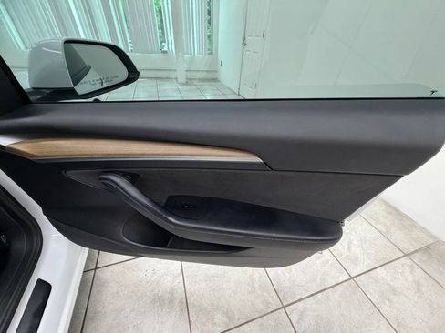 Used 2021 Tesla Model 3 Standard Range Plus RWD image 20