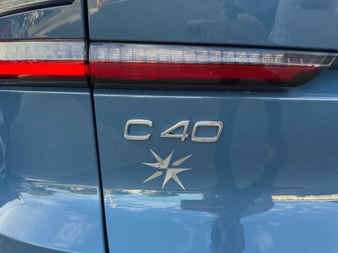 Used 2023 Volvo C40 P8 Recharge Plus AWD/4WD image 21