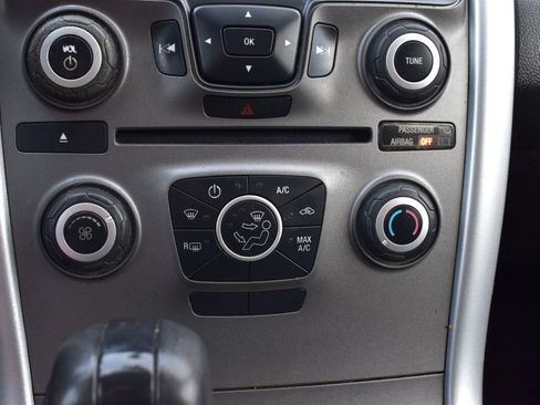 Used 2013 Ford Edge SE image 31