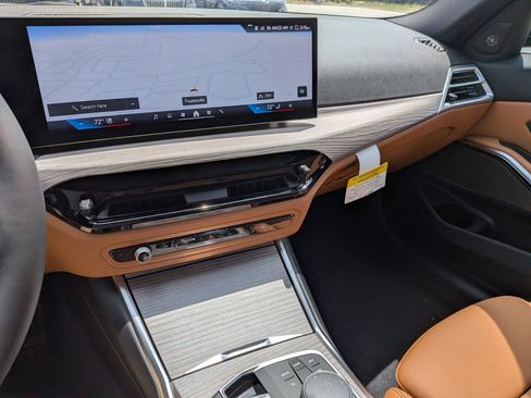 New 2026 BMW 330i Sedan w/ M Sport Package RWD image 22