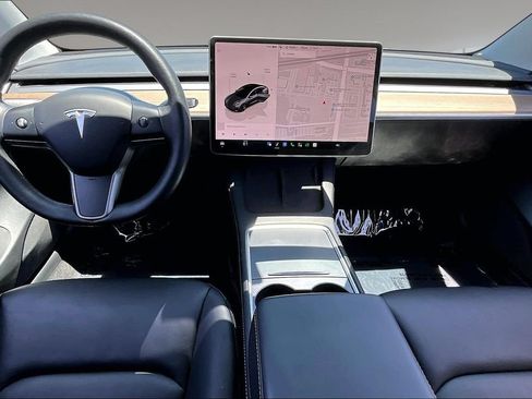Used 2023 Tesla Model 3 Standard Range RWD image 7