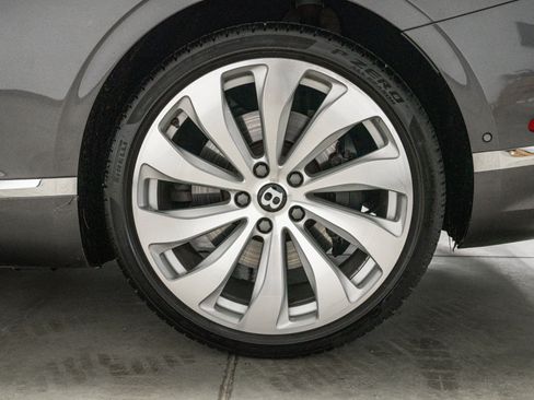 Used 2024 Bentley Continental GT V8 AWD/4WD image 10