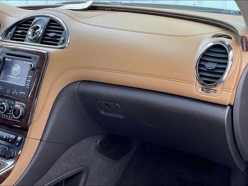 Used 2016 Buick Enclave Leather FWD image 17