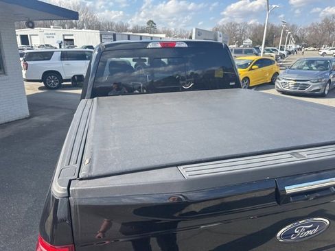 Used 2017 Ford F150 Lariat image 8