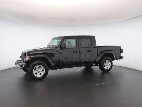 Used 2022 Jeep Gladiator Sport image 38