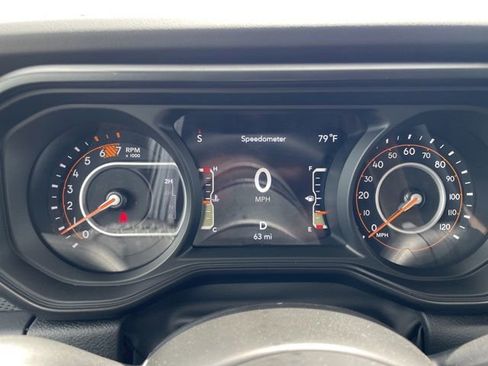 Used 2026 Jeep Wrangler Unlimited Rubicon AWD/4WD image 9