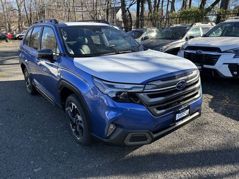 Certified 2025 Subaru Forester Limited image 2