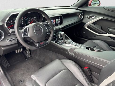 Used 2018 Chevrolet Camaro SS image 13