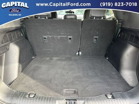 Used 2022 Ford Escape SEL FWD image 16