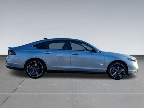 Certified 2025 Honda Accord Sport image 7