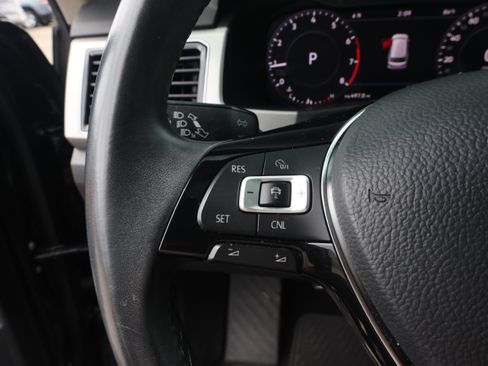 Used 2018 Volkswagen Atlas SEL Premium AWD/4WD image 17