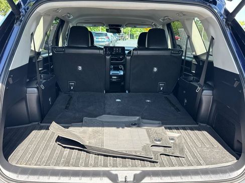 Certified 2024 Toyota Grand Highlander AWD image 4