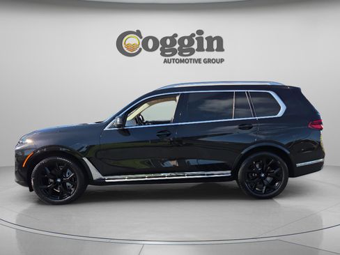 Certified 2024 BMW X7 xDrive40i AWD/4WD image 2
