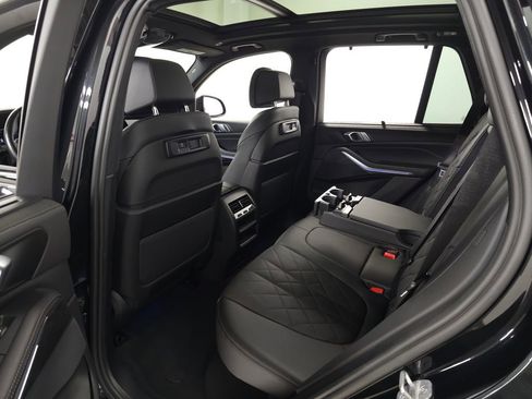 Used 2023 BMW X5 xDrive40i w/ M Sport Package image 41