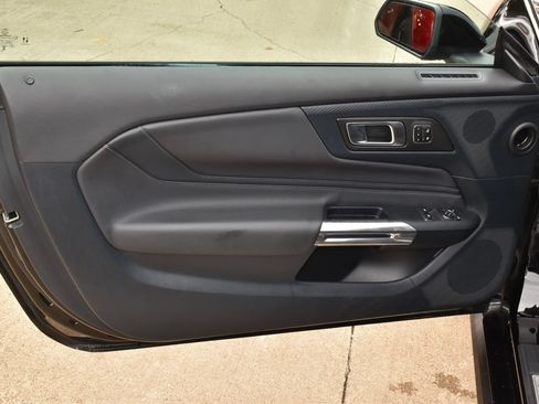 Used 2025 Ford Mustang GT Premium RWD image 26