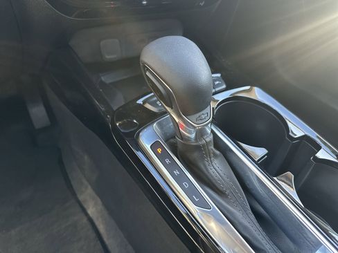 Certified 2025 Chevrolet Trax ACTIV w/ Sunroof Package image 30