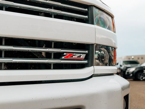 Used 2018 Chevrolet Silverado 2500 LTZ w/ Custom Sport Edition AWD/4WD image 10