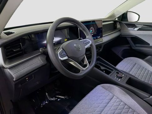 New 2026 Volkswagen Tiguan S image 9