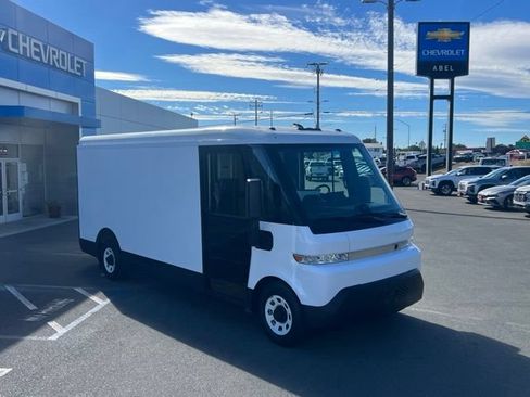 Used 2023 Chevrolet Brightdrop 600 w/ Active Safety Package 2 AWD/4WD image 2