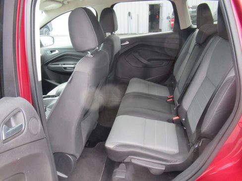 Used 2016 Ford Escape SE w/ Equipment Group 201A FWD image 15