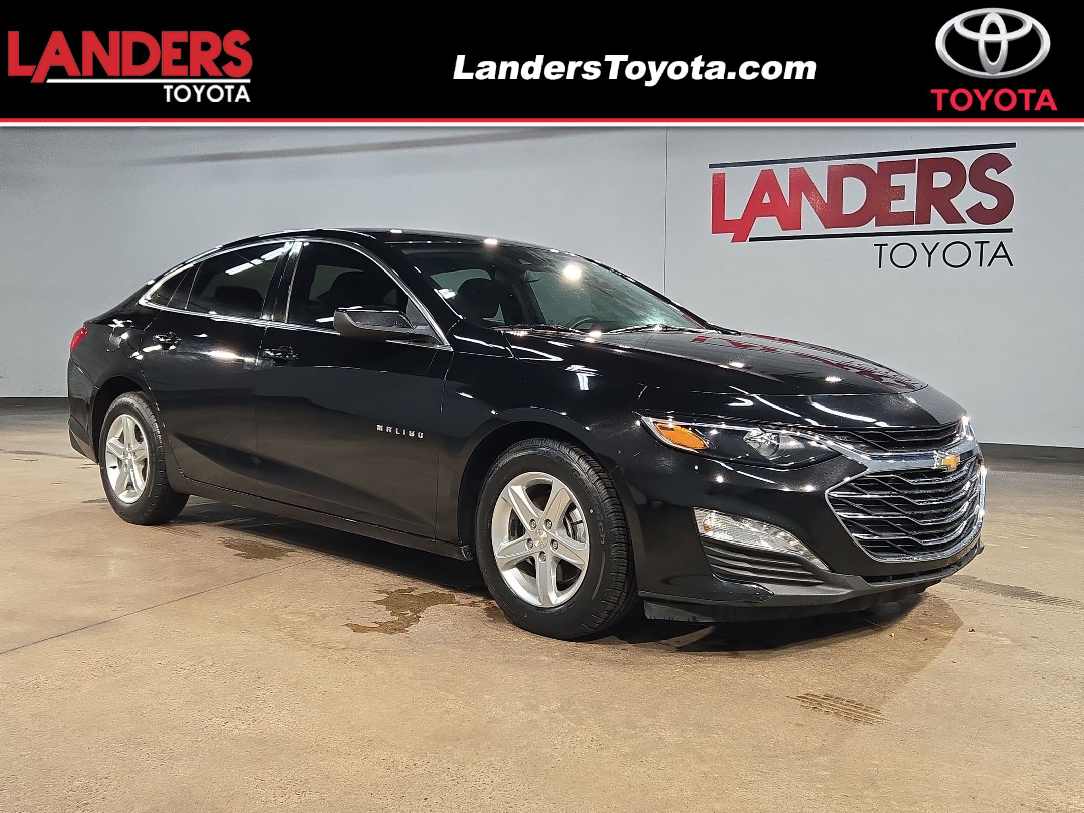 Used 2024 Chevrolet Malibu LT FWD image 1