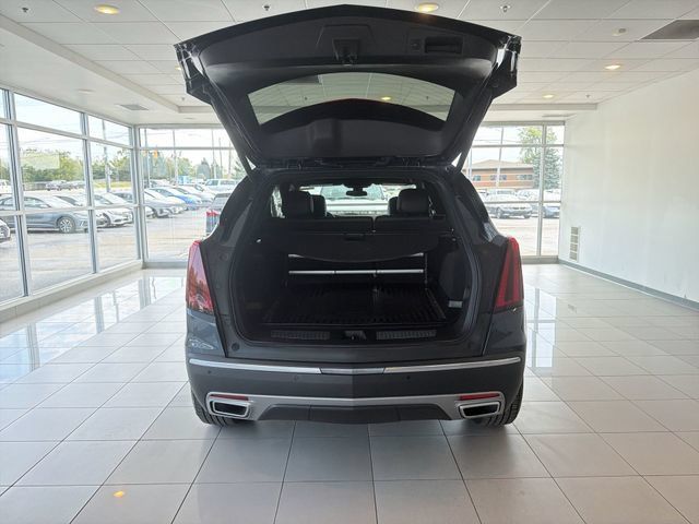Certified 2020 Cadillac XT5 Premium Luxury w/ LPO, Floor Liner Package FWD image 16