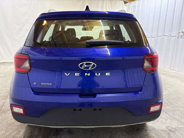Used 2022 Hyundai Venue SEL FWD image 6