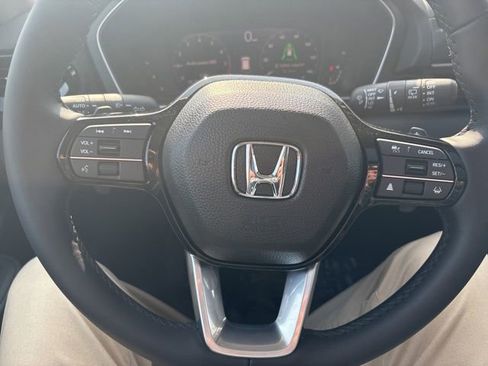 New 2026 Honda Pilot Touring image 13