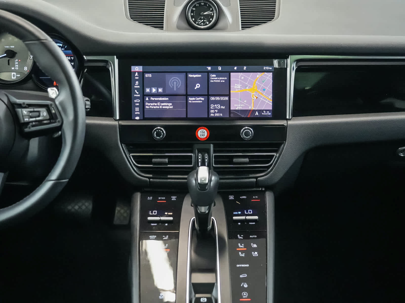 Certified 2023 Porsche Macan S AWD/4WD image 17
