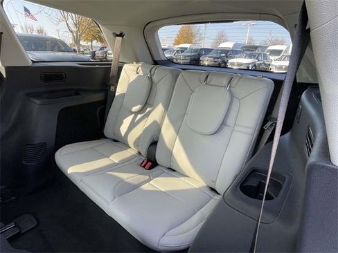 New 2026 Lincoln Aviator AWD image 8