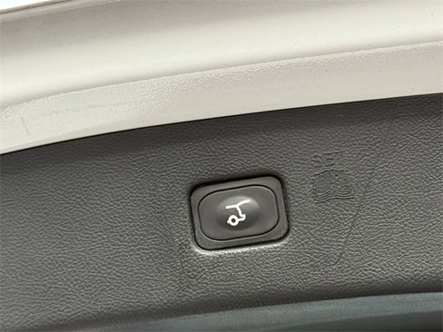 Certified 2022 Ford Edge SEL w/ Convenience Package image 27