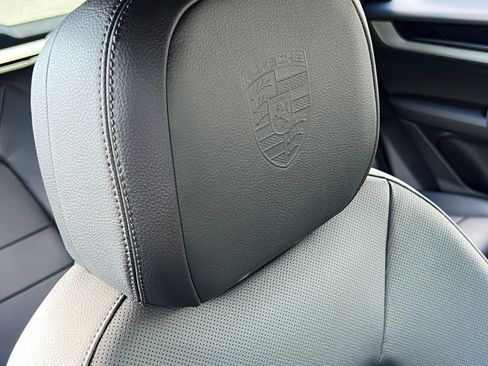 New 2026 Porsche Cayenne image 34