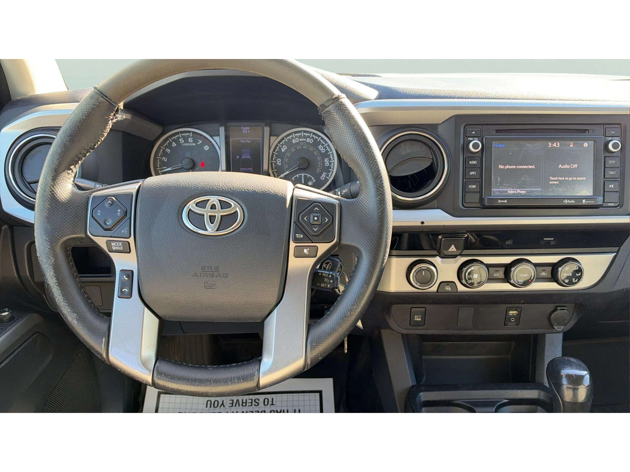 Used 2017 Toyota Tacoma SR5 w/ Tow Package AWD/4WD image 13