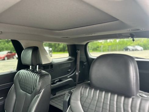 Used 2024 Hyundai Palisade Limited AWD/4WD image 32
