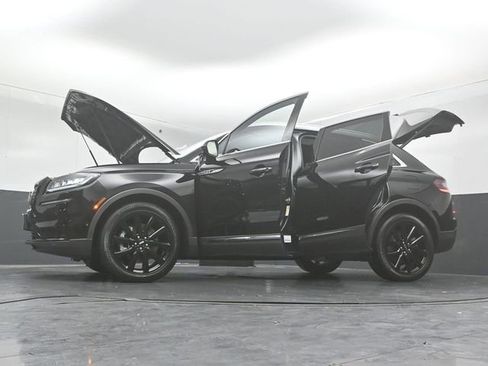 Certified 2023 Lincoln Nautilus Reserve w/ Equipment Group 201A image 54