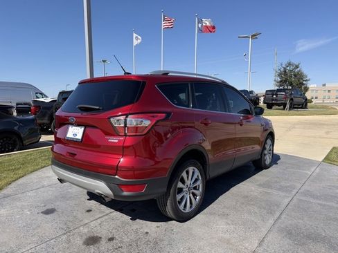 Used 2017 Ford Escape Titanium image 6