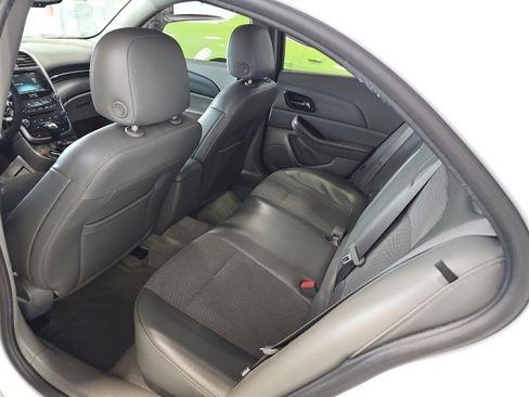 Used 2015 Chevrolet Malibu LT w/ Power Convenience Package image 7