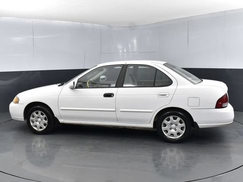 Used 2002 Nissan Sentra GXE FWD image 6