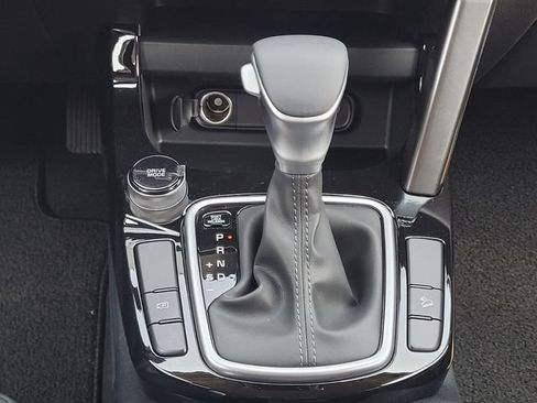 New 2026 Kia Seltos S FWD image 17