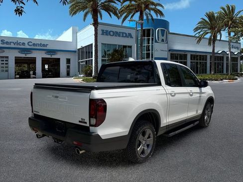 Certified 2024 Honda Ridgeline TrailSport image 8
