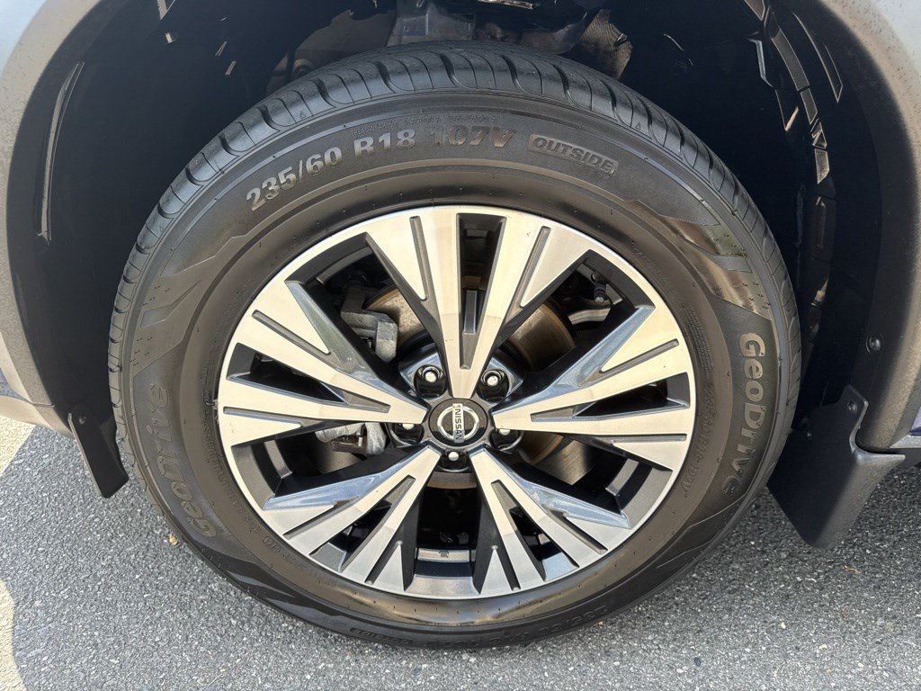 Used 2021 Nissan Rogue SV AWD/4WD image 12