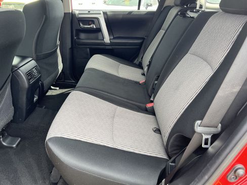 Used 2024 Toyota 4Runner SR5 AWD/4WD image 26